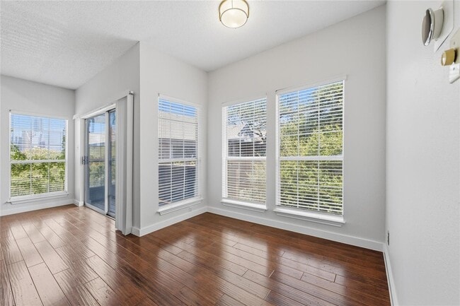 Photo - 700 S 1st St Unit 202