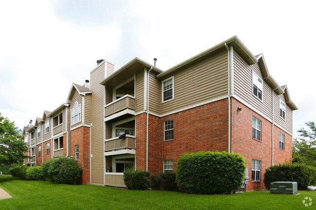 The Green At Chevy Chase Apartments