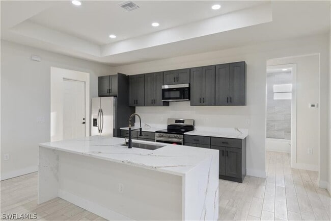 Photo - 3008 23rd St SW