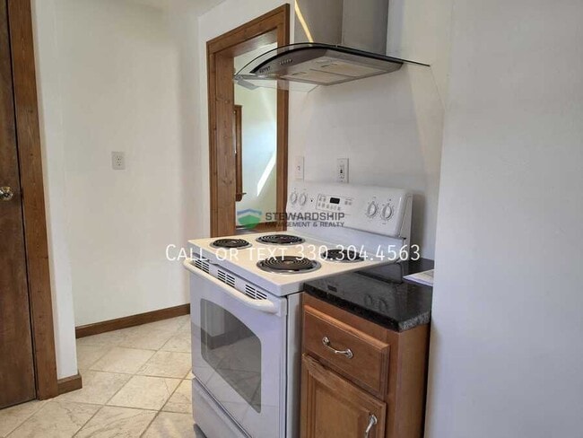 Photo - 1717 Bedford Ave SW