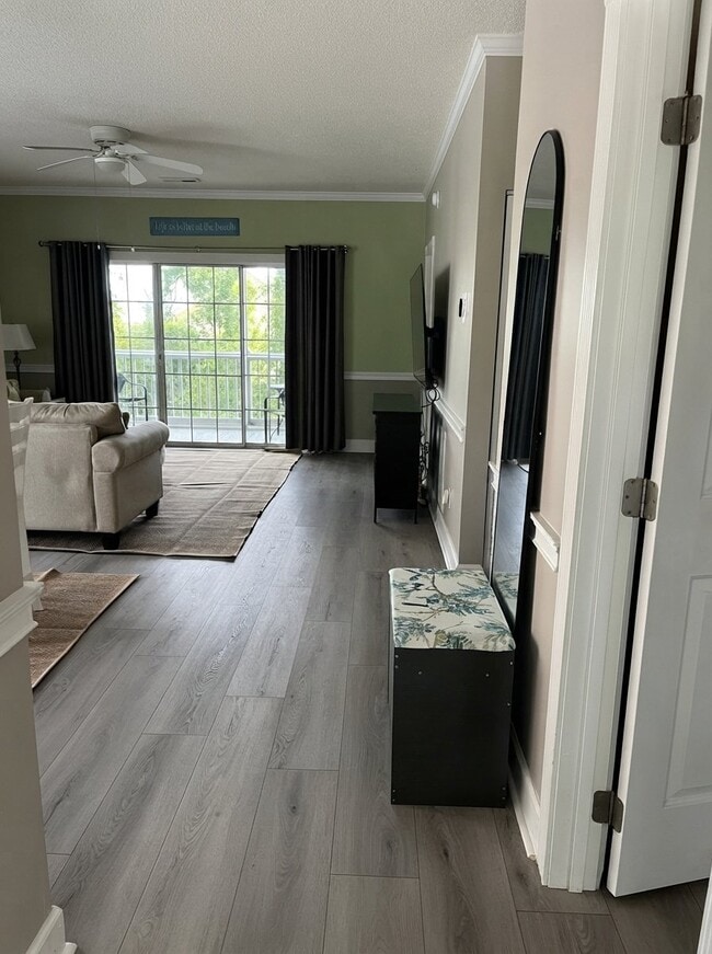 4185 Hibiscus Dr Unit 201