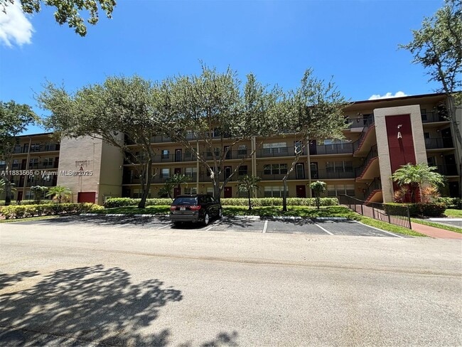 Photo - 13475 SW 9th St Unidad 111A