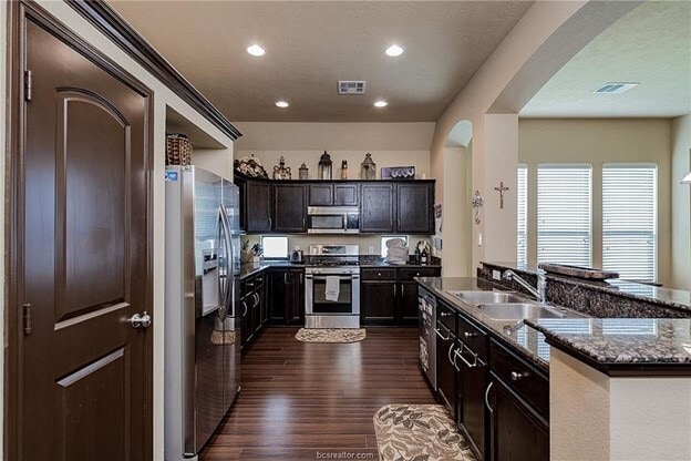 Photo - 2005 Snowy Brook Trail