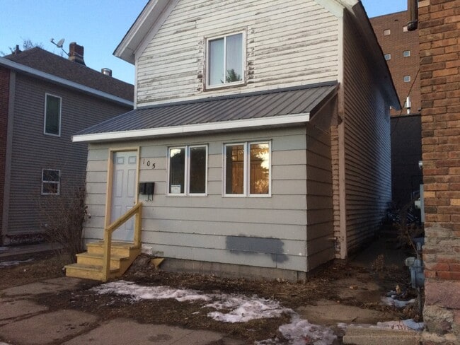 Building Photo - 105 1st Ave SW
