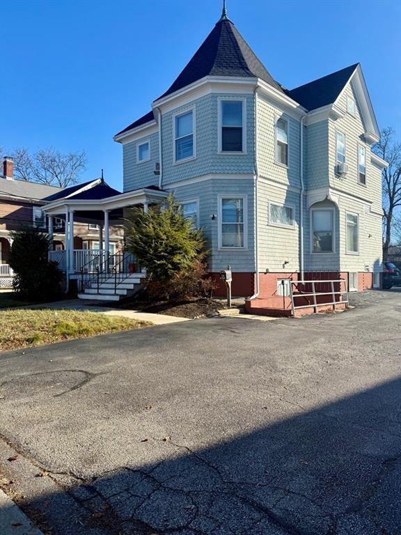 Photo - 209 Cottage St.