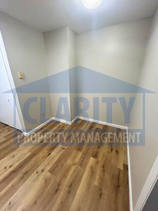 Photo - 3014/3016 Blue Springs Rd Unit 3014