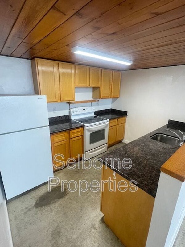 Photo - 5504 San Pablo Ave