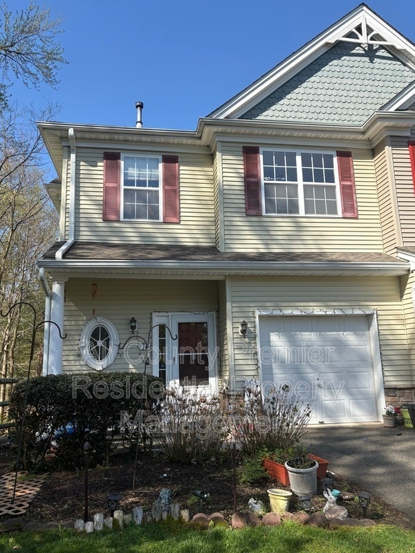 Building Photo - 74 Oxford Ct