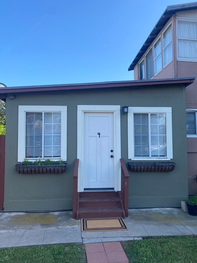 Photo - 2103 Island Ave Unidad #4