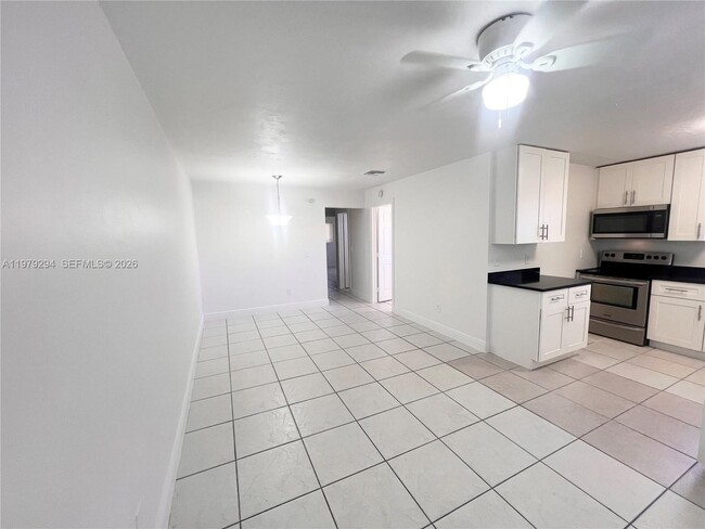 Photo - 5600 NW 15th St Unit 9