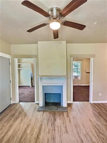 Photo - 646 Avenue E