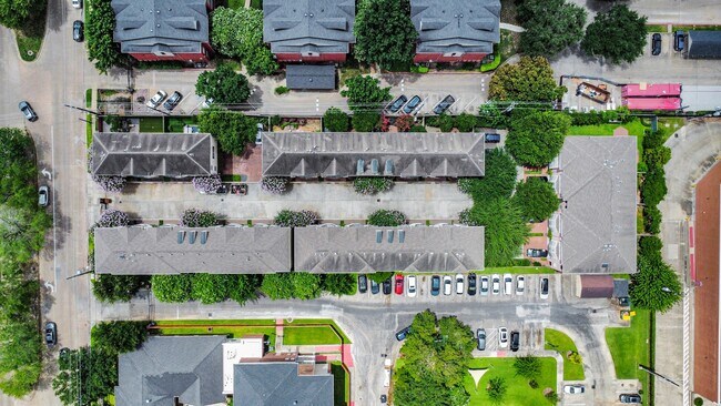 Photo - 2930 Brompton Square Dr