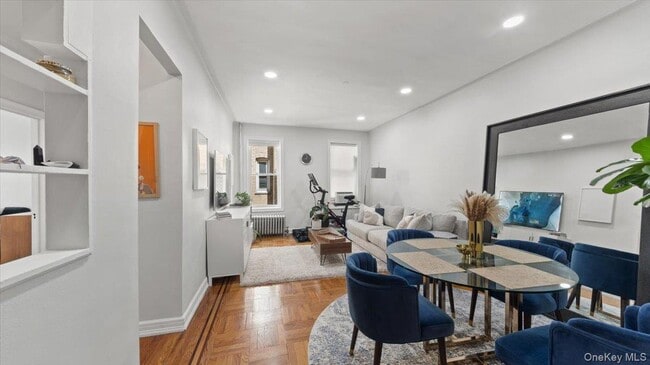 Building Photo - 2081 Cruger Ave Unit 4N Rental