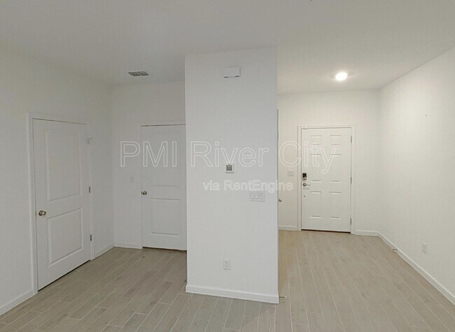 Photo - 347 Belfort Ct