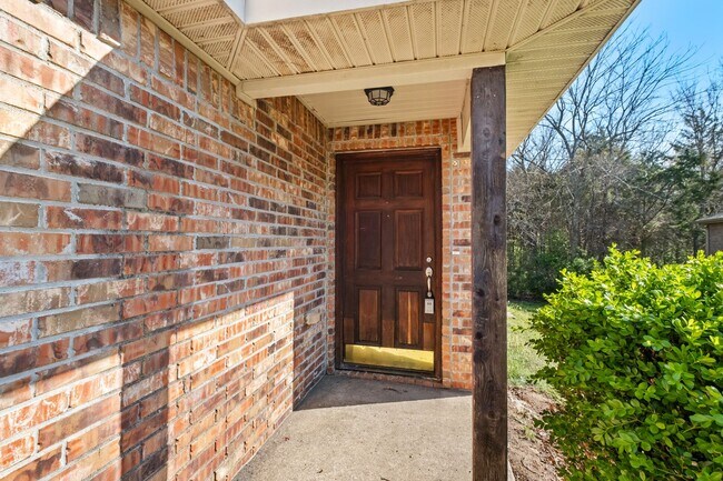 Photo - S Ray Ave Duplex Unit 138