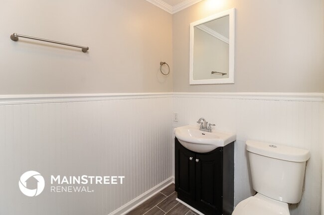 Photo - 152 Iroquois Trail