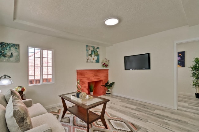 Photo - 21214 Montgomery Ave