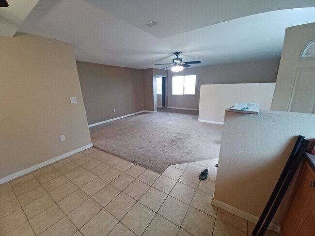 1722 Grand Ave Unidad Studio Apartment