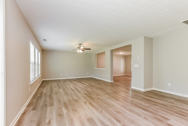 Photo - 495 Branch Valley Dr
