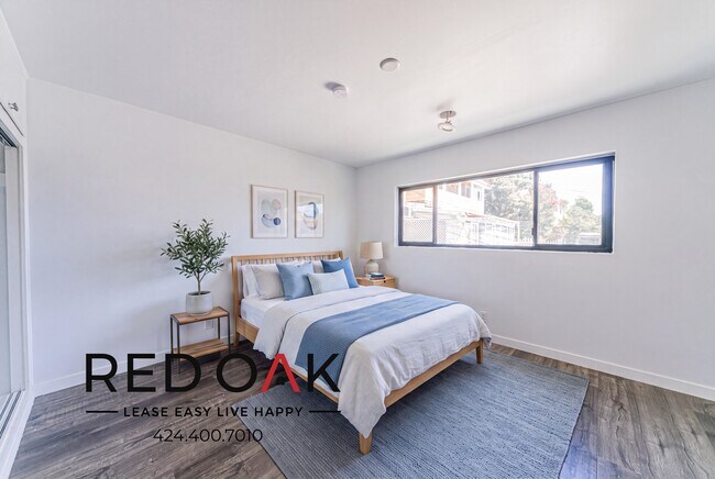 8770 Shoreham Dr Unidad 4