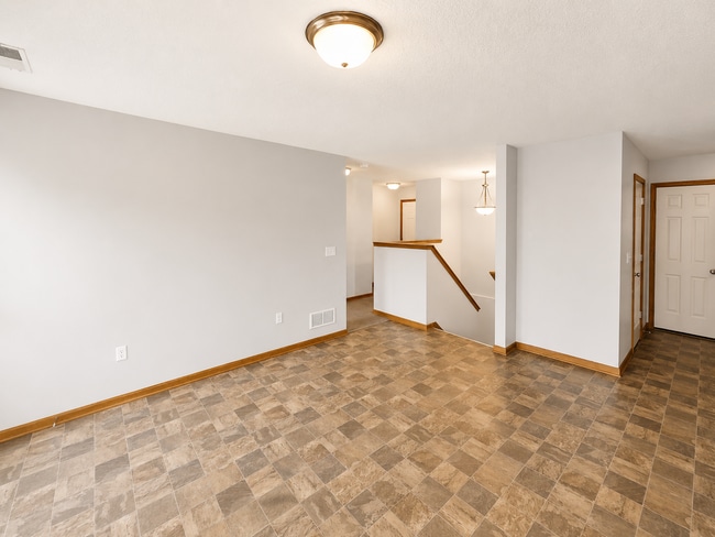 Photo - Spacious 3 Bed / 2.5 Bath Duplex