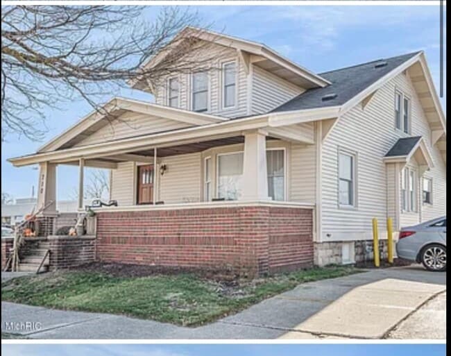 Photo - 710 Fulton St Unit 710 upper