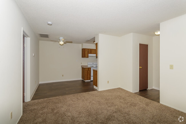 Quail Ridge Apartments - Roseville, CA | ForRent.com