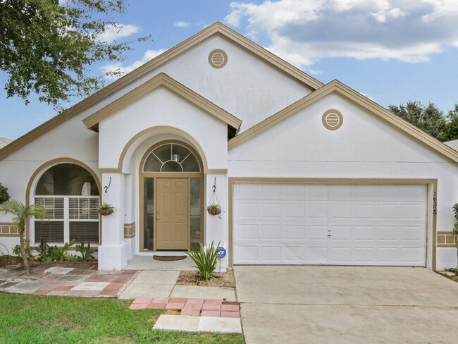 Building Photo - 16329 Coopers Hawk Ave Rental