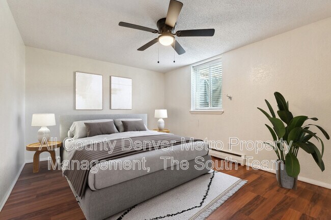 Photo - 9050 N Elm Ct Unit 2