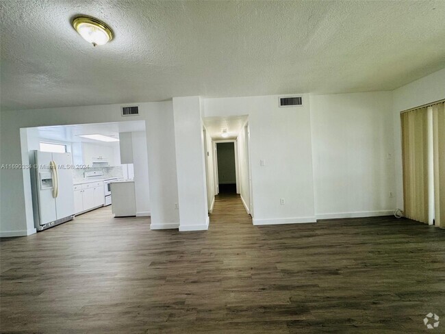 Building Photo - 6320 SW 138th Ct Unit 408 Rental