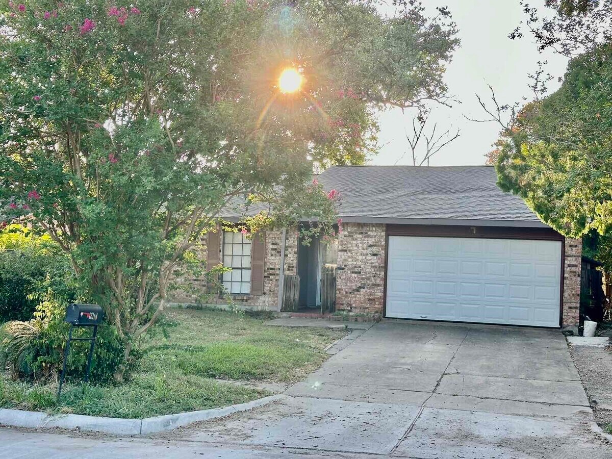 Photo - 16118 Lazy Ridge Rd