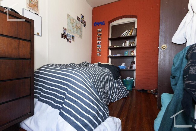 Photo - Amazing four bedroom unit!