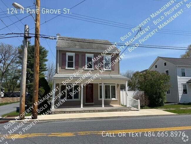 Building Photo - Spacious 3 Bedroom 2 Bath Home