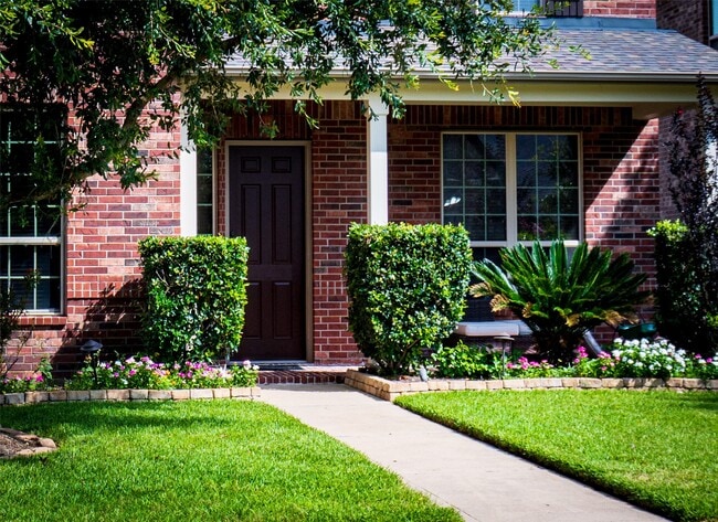 Photo - 25614 Somerset Meadows Ct