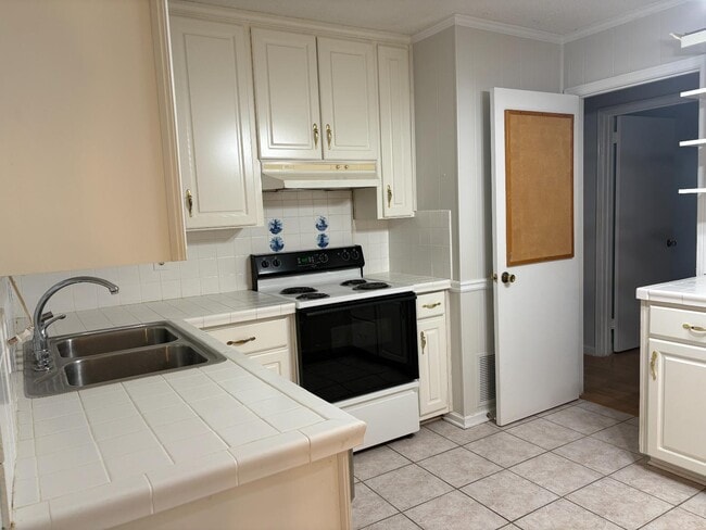 Photo - 3329 Roxana Rd