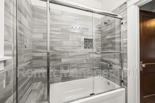 Photo - 2816 N 19th Ave