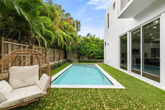 Photo - 1816 SW 23rd St Casa