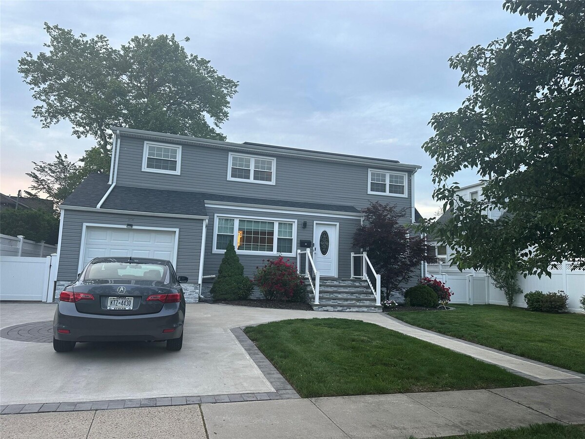 Photo - 22 Stewart St Townhome