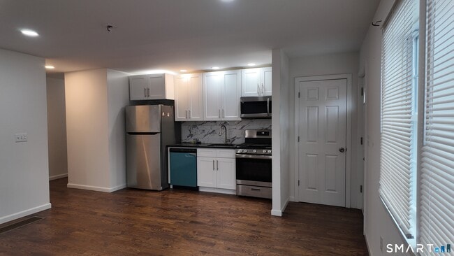 Photo - 1257 Howard Ave