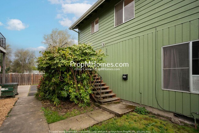 Photo - Updated Second-Story Two Bedroom Home In Beaverton!
