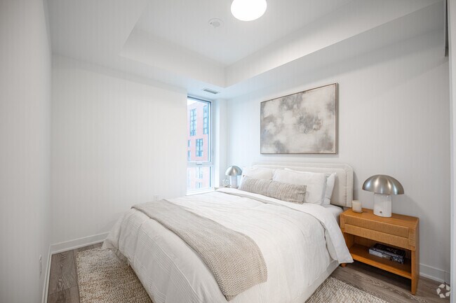 2BR, 2BA - 902SF - Primary Bedroom