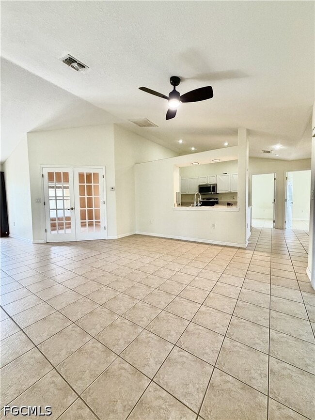 1019 Angelo Ave