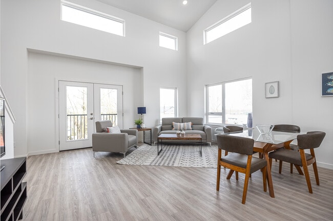 Photo - Vertisee Heights