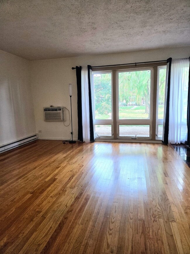 Photo - 2205 Arbor Cir Unit 8