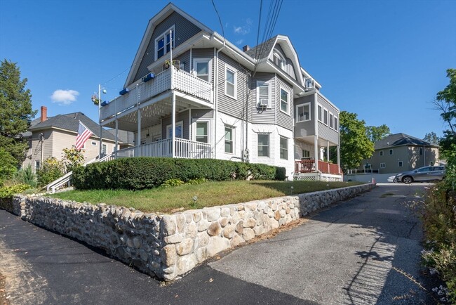 Photo - 144 Waverly Rd Unit 1