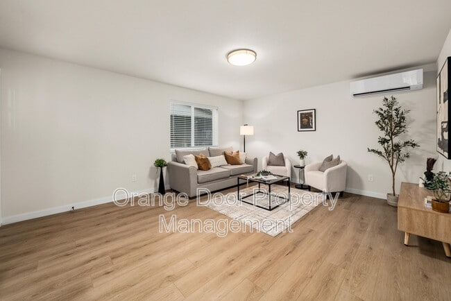 Photo - 3623 S J St Unit B