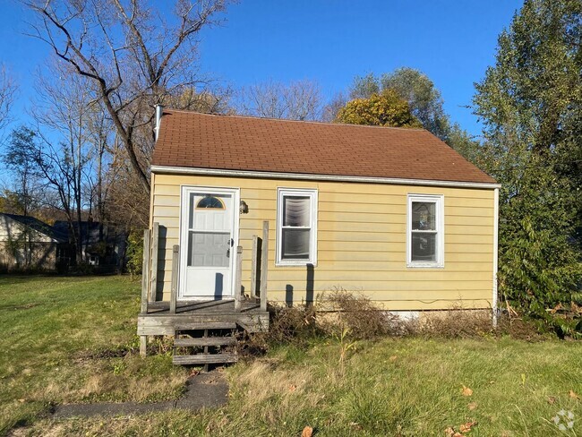 Building Photo - 541 Carola St Rental