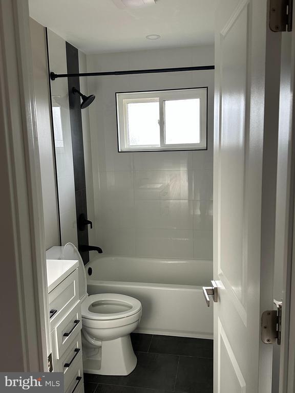 Photo - 12 Sanbert Cir