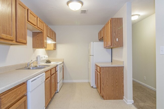 Photo - 299-F2 Raleigh Dr