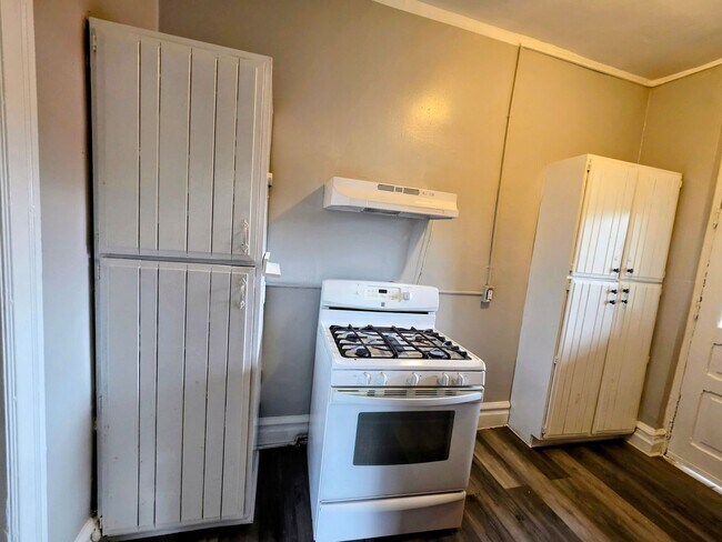 Photo - 1048 Walnut St Unidad 2